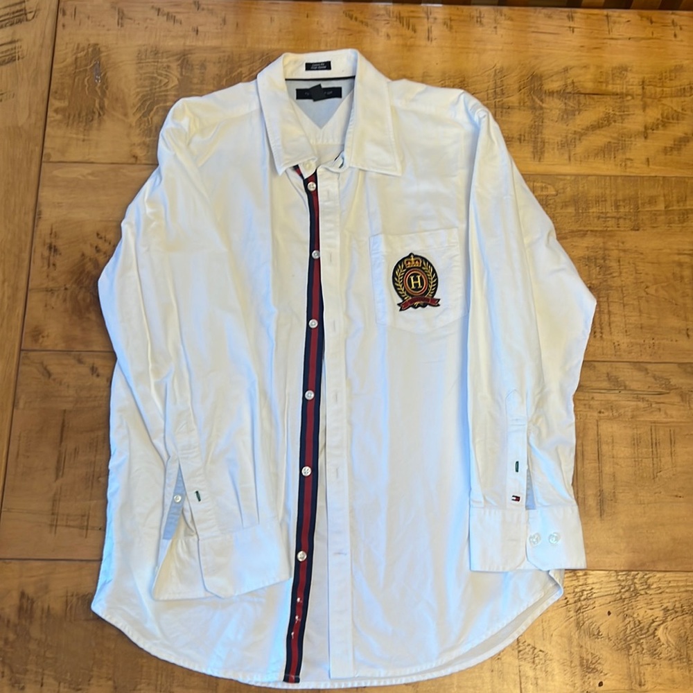 Men’s long sleeve button down shirt